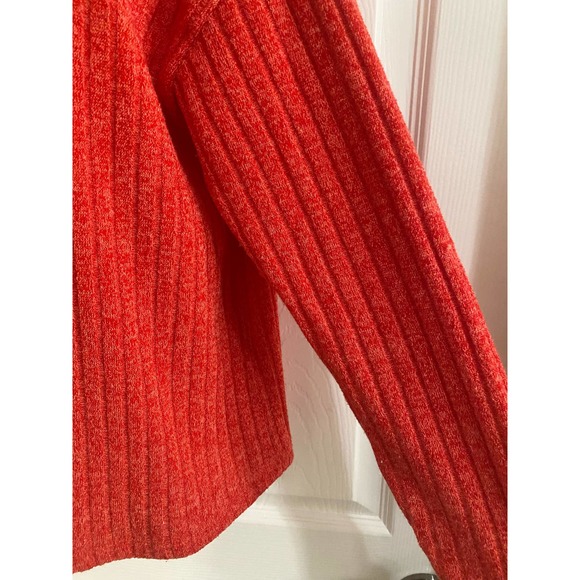 Red Zara LS V Neck sweater size m - Picture 3 of 5